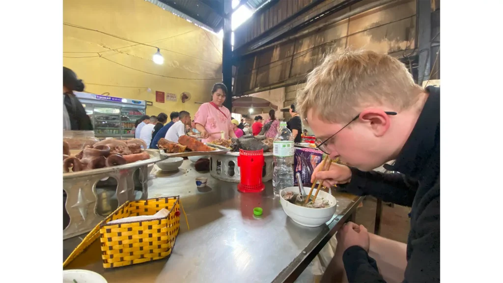 Phở gà tại chợ phiên Mèo Vạc